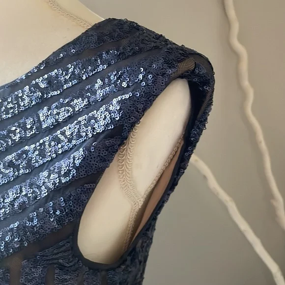 Navy Vera Wang sequence formal evening gown. Wore once - Picture 5 of 12